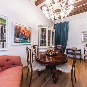 casa-degli-angeli-free-wi-fi-near-san-marco.hotelinveneto.com/